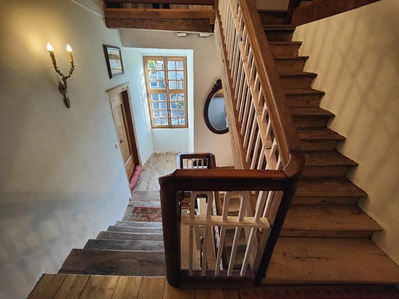 Maison de maîtres - 375 m² - 14 pièces
