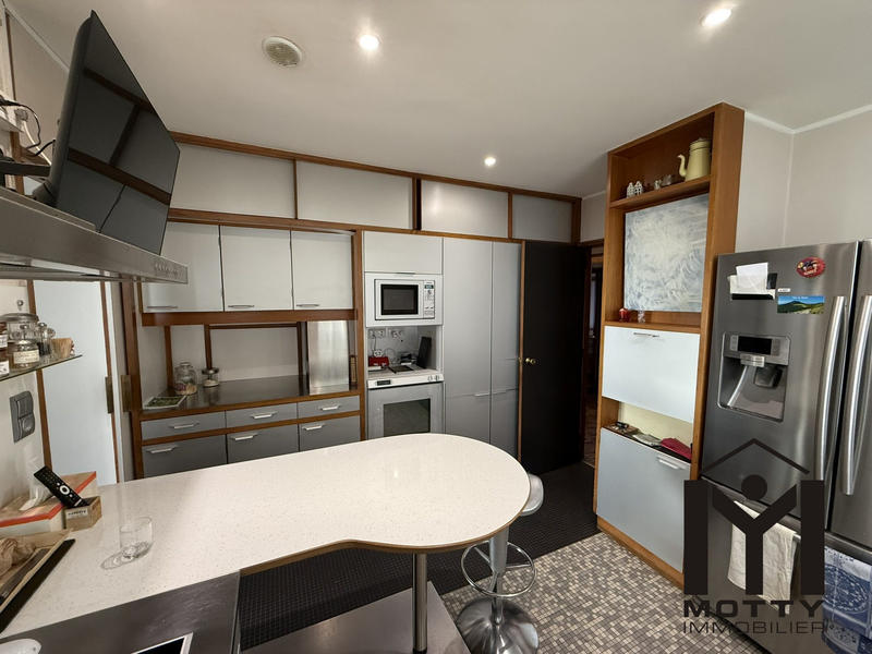 Appartement - 130 m² - 5 pièces