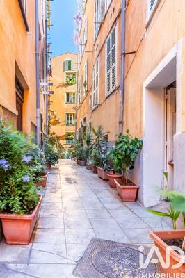 Loft - 49 m² - 2 pièces