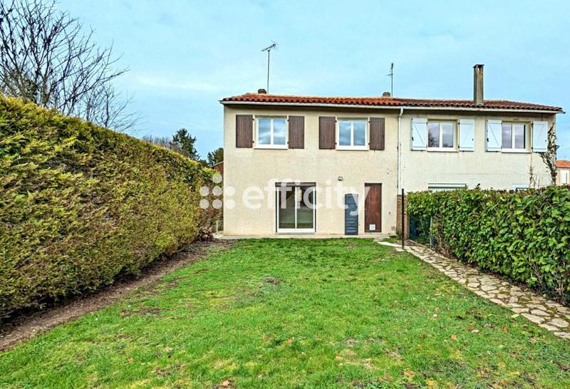 Maison - 90 m² - 4 pièces