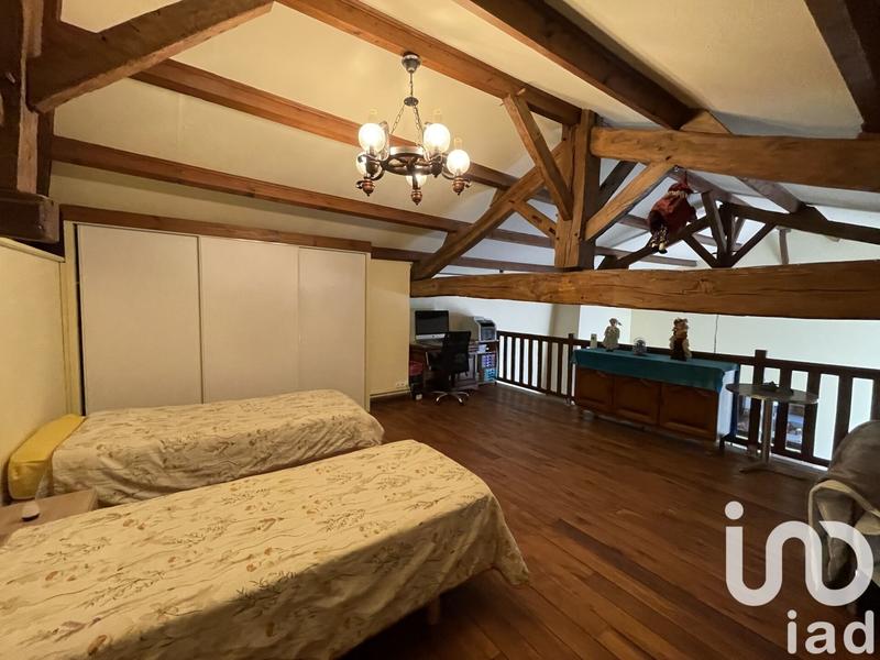 Maison - 185 m² - 5 pièces