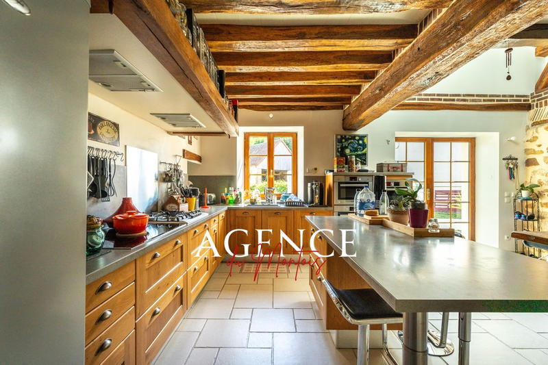 Maison - 179 m² - 6 pièces