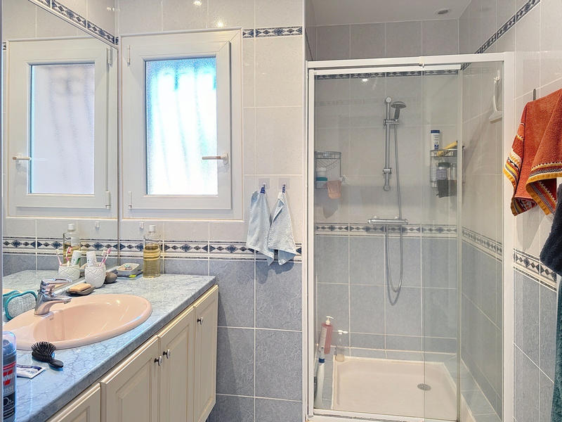 Villa - 107 m² - 4 pièces