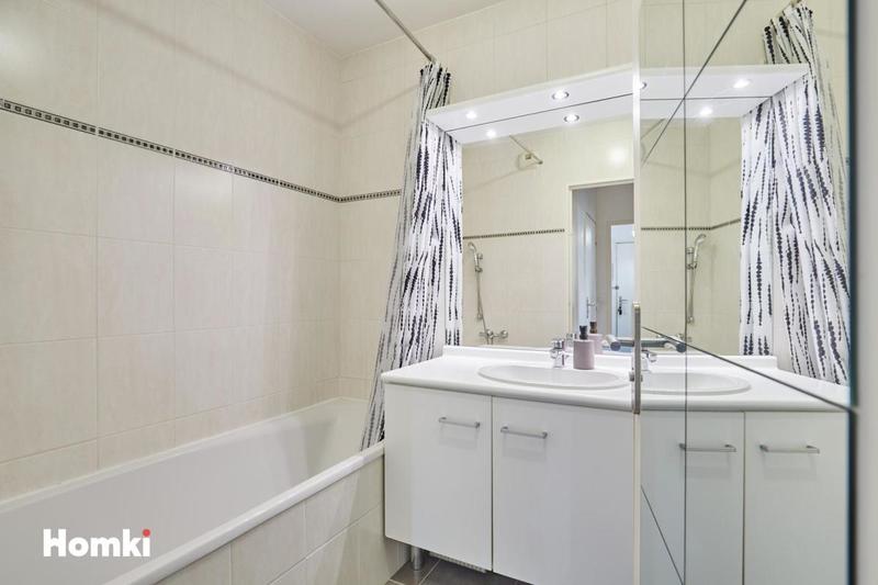 Appartement - 65 m² - 3 pièces