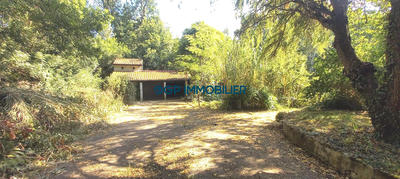 Maison - 201 m² - 6 pièces