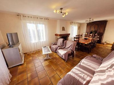 Maison - 156 m² - 7 pièces