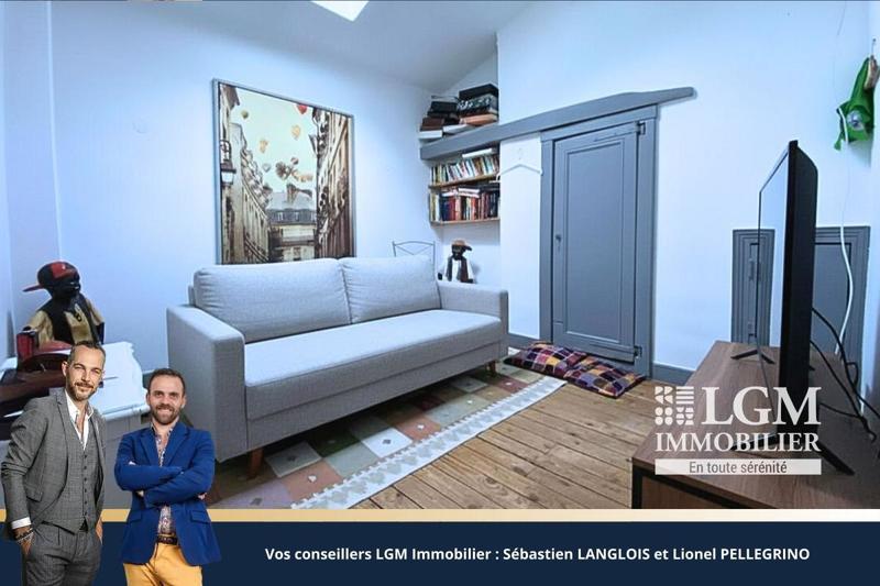 Maison - 240 m² - 7 pièces