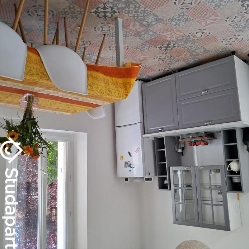 Chambre - 75 m² - 1 pièce