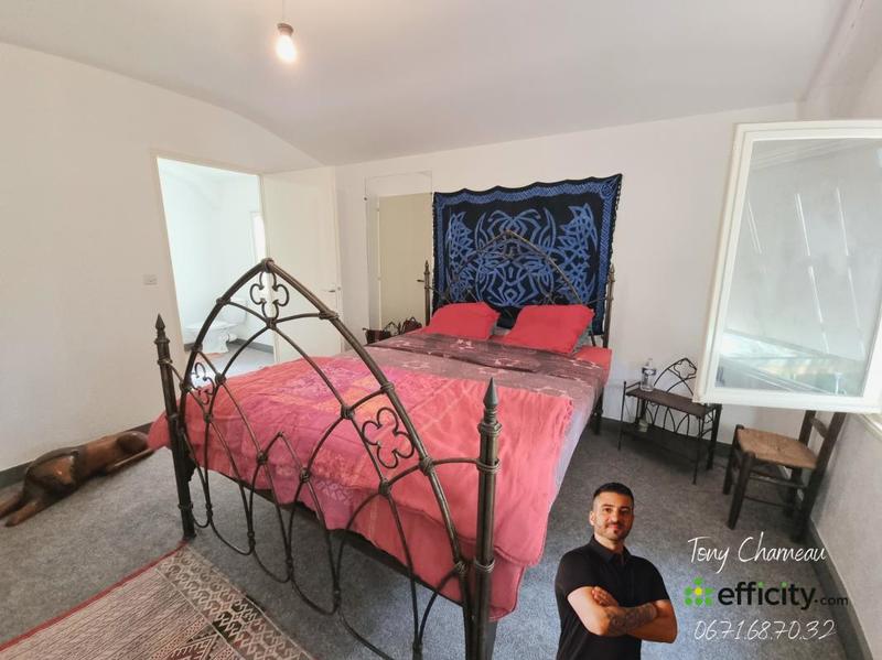 Maison - 260 m² - 5 pièces