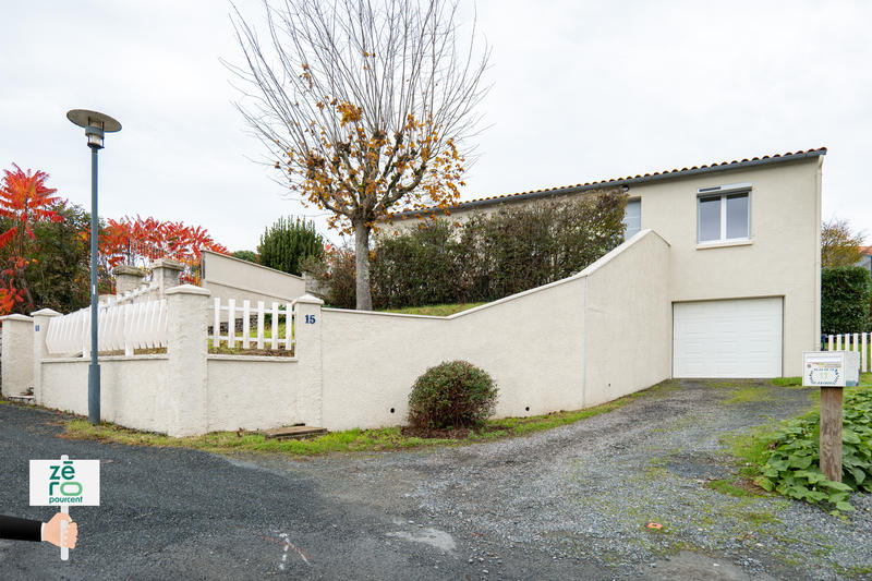 Maison - 76 m² - 4 pièces