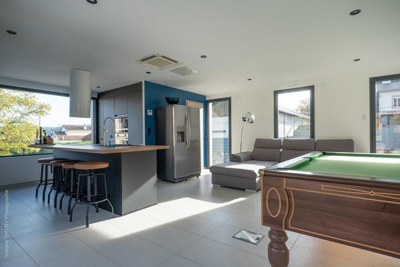 Maison - 234 m² - 5 pièces