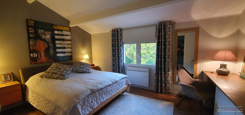 Appartement - 121 m² - 4 pièces