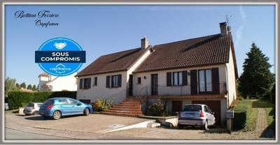 Pavillon - 170 m² - 6 pièces