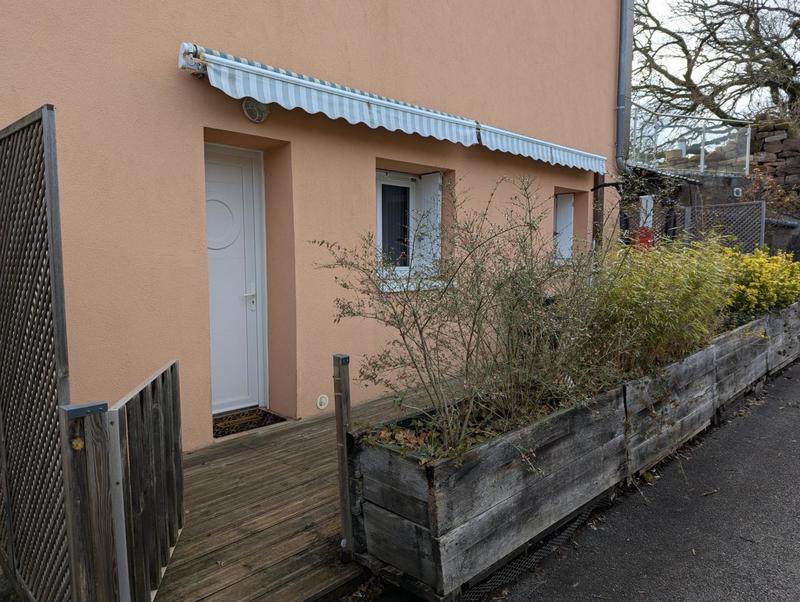 Maison - 320 m² - 12 pièces