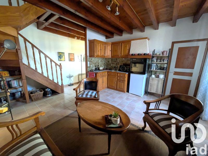 Maison - 235 m² - 10 pièces