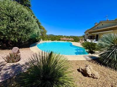 Villa - 170 m² - 7 pièces