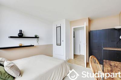 Chambre - 13 m² - 1 pièce