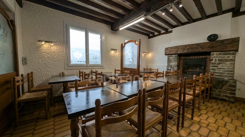 Fonds de commerce - 220 m²