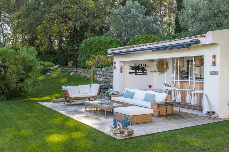 Villa - 420 m² - 8 pièces