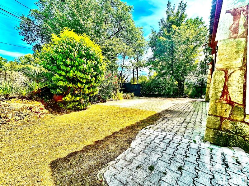 Maison - 97 m² - 5 pièces