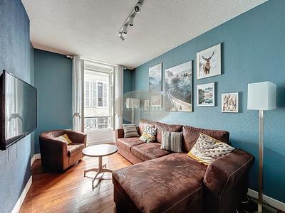 Immeuble - 180 m² - 9 pièces