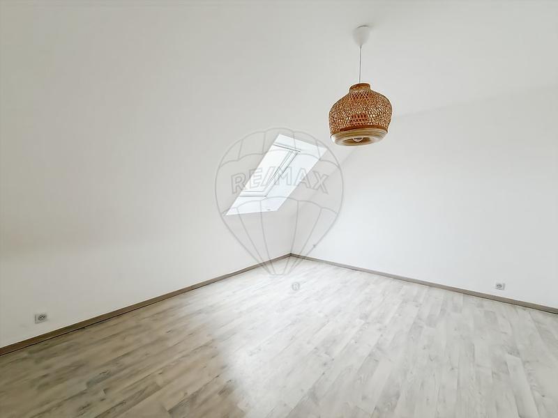 Demeure - 161 m² - 6 pièces