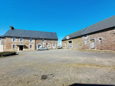 Maison - 135 m² - 5 pièces