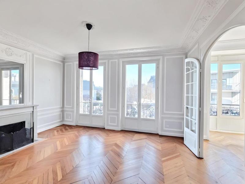 Appartement - 135 m² - 5 pièces