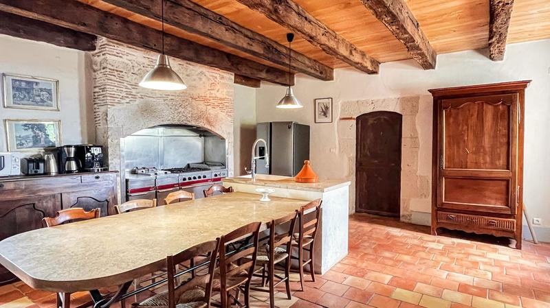 Demeure - 490 m² - 12 pièces