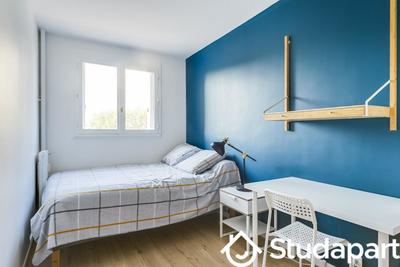 Chambre - 10 m² - 1 pièce