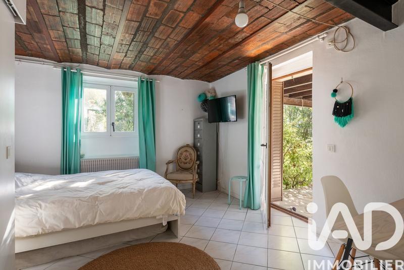 Maison - 176 m² - 7 pièces