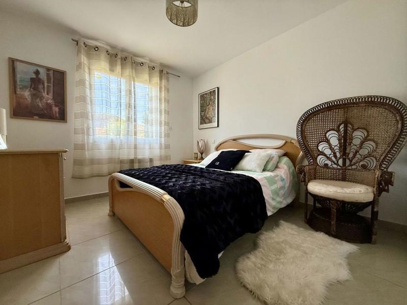 Maison - 96 m² - 5 pièces