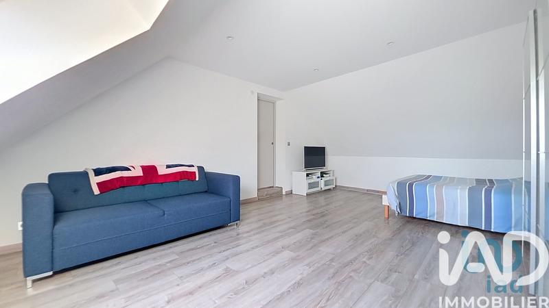 Maison - 184 m² - 8 pièces