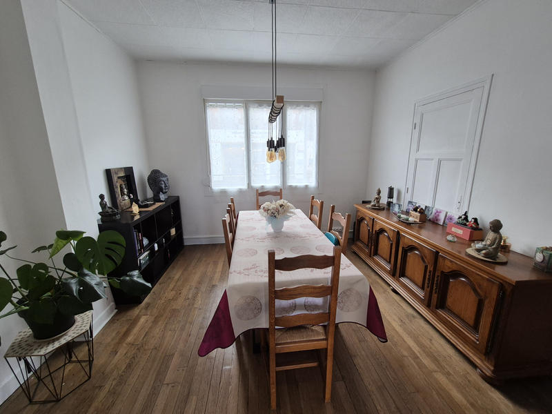 Maison - 130 m² - 8 pièces