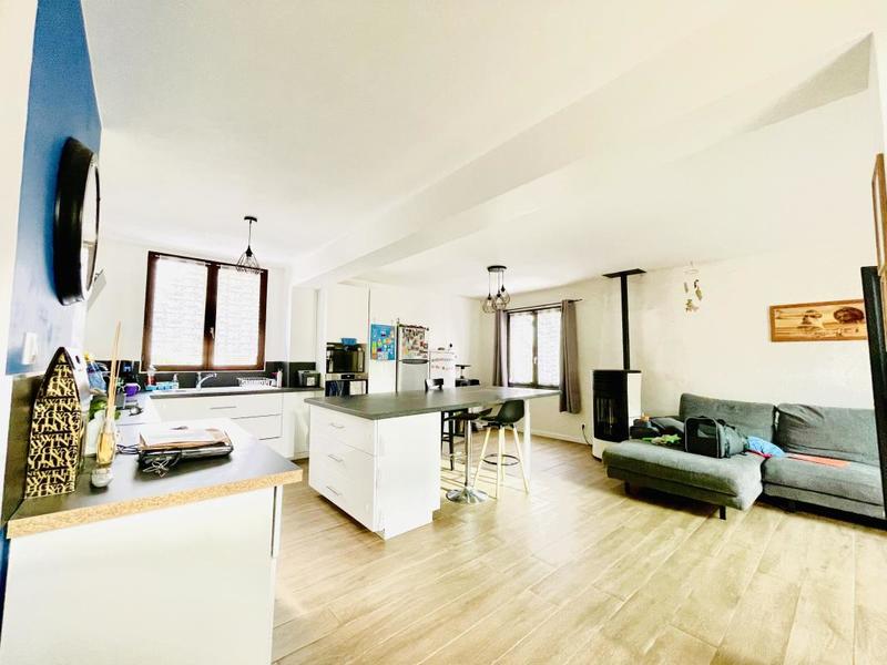 Maison - 113 m² - 6 pièces