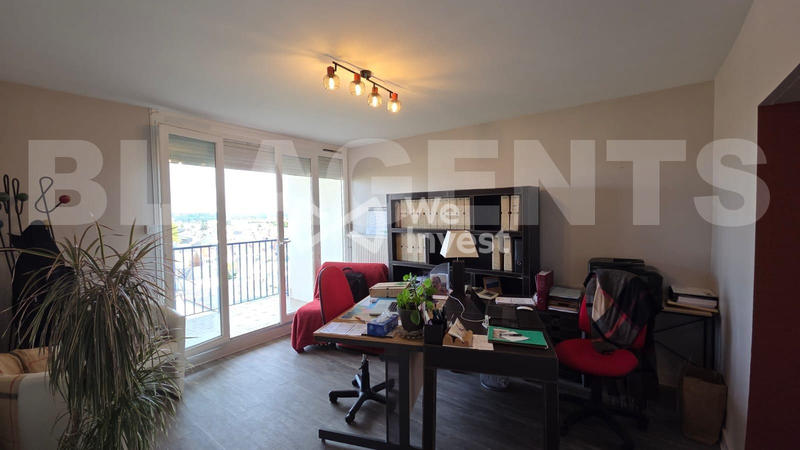 Appartement - 89 m² - 5 pièces