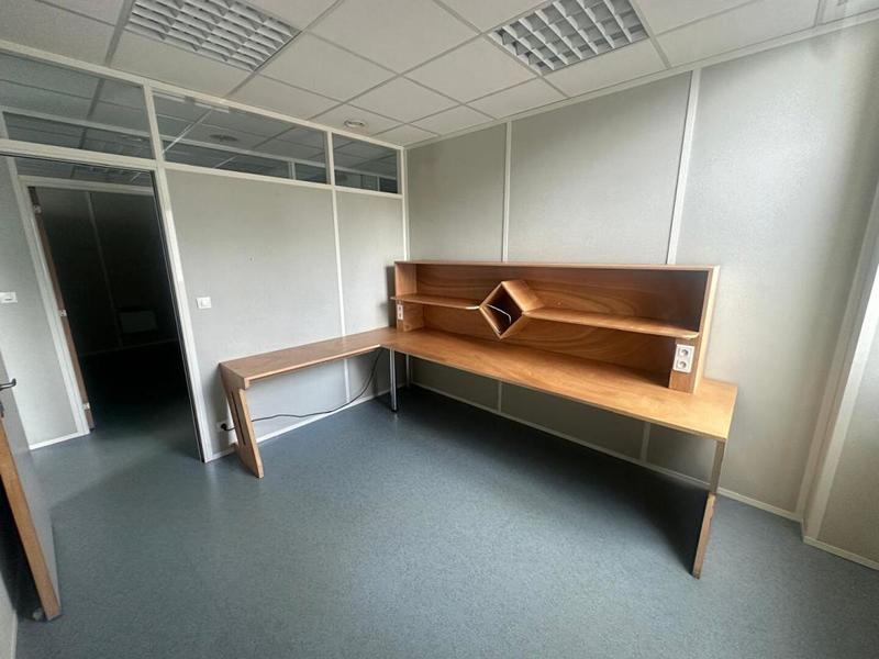 Bureau - 112 m²