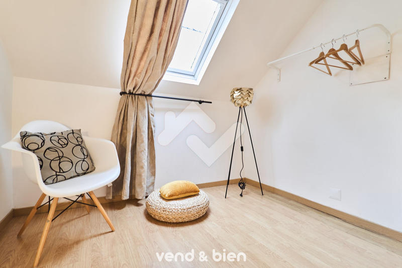 Maison - 102 m² - 4 pièces
