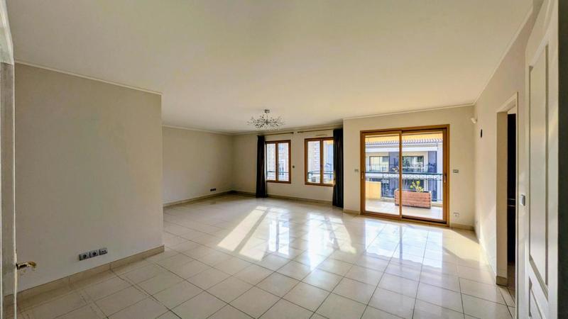 Appartement - 130 m² - 4 pièces