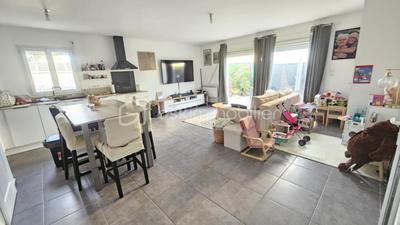 Maison - 81 m² - 3 pièces