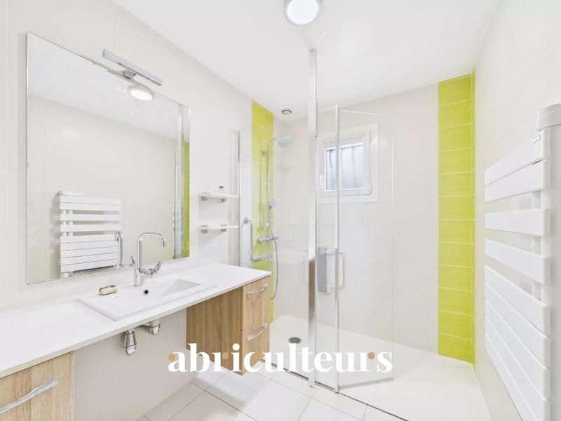 Maison - 86 m² - 4 pièces