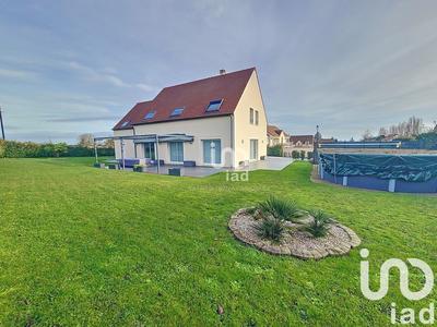 Maison - 240 m² - 8 pièces