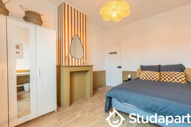 Chambre - 15 m² - 1 pièce