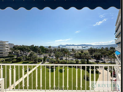 Appartement - 100 m² - 4 pièces