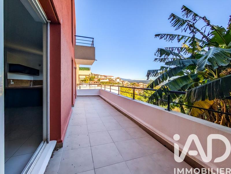 Appartement - 87 m² - 4 pièces