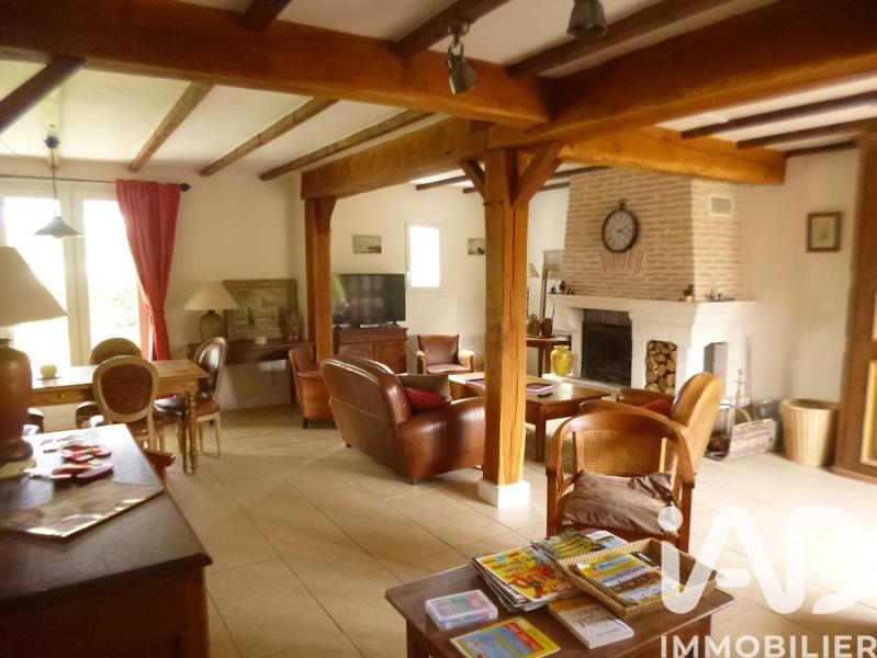 Maison - 168 m² - 7 pièces