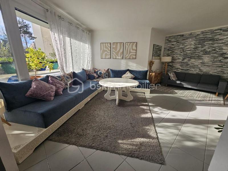 Appartement - 87 m² - 4 pièces