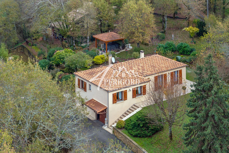 Maison - 103 m² - 5 pièces