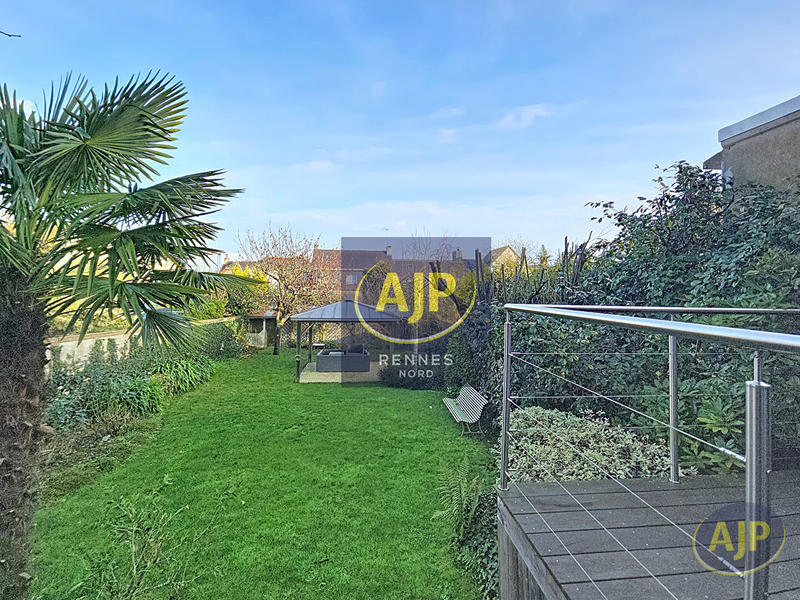 Maison - 135 m² - 6 pièces