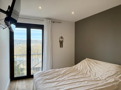 Appartement - 83 m² - 4 pièces